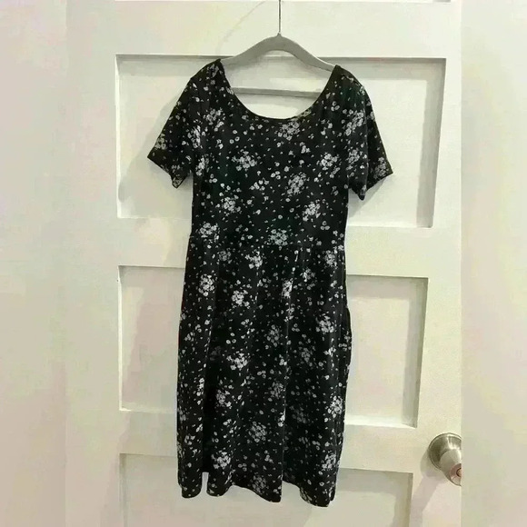 Old navy size 8 girls dress - Picture 1 of 5